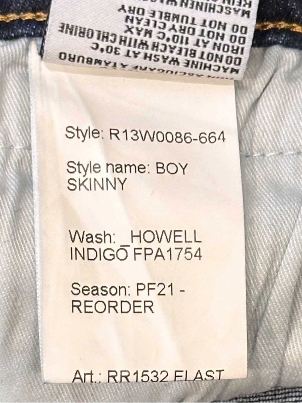 R13 Boy Skinny Mid Rise Jeans in Howell Indigo Dark Wash Women’s 31 $495 - Picture 8 of 9